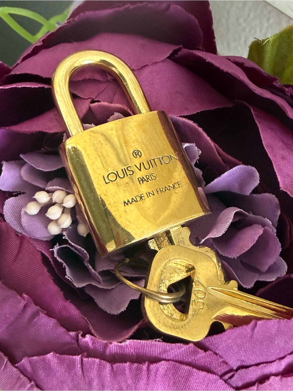 Louis Vuitton lock # 307  w TWO KEYS